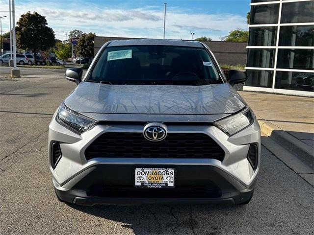 2022 toyota rav4 le