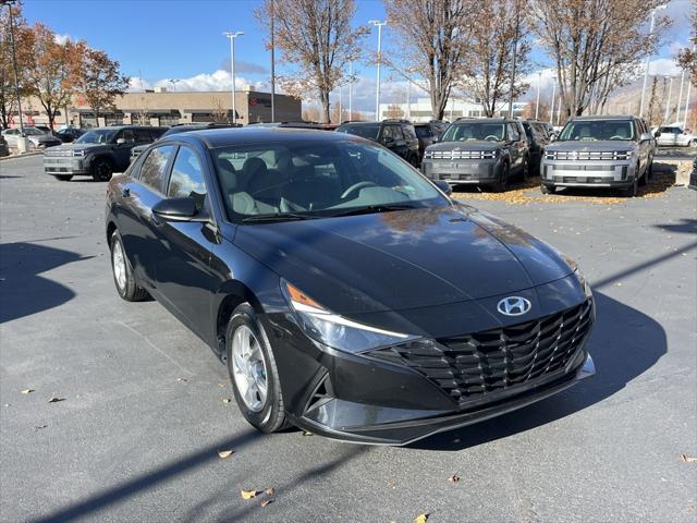 2022 hyundai elantra se