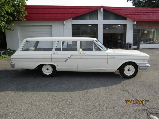 "nice" litte fairlane ( ranch wagon) with orignial v8 and automatic! new paint!!
