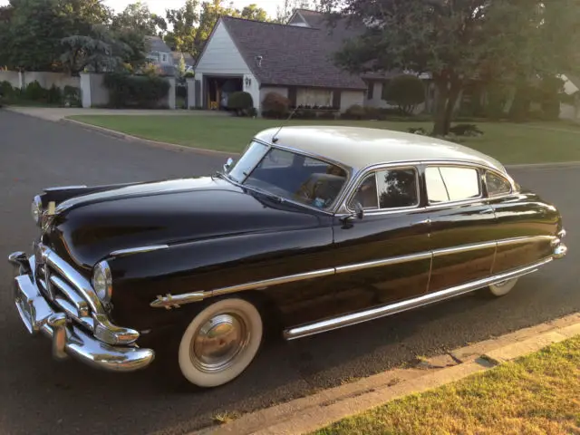 1952 hudson hornet twin-h sedan