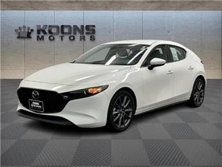 2022 Mazda select