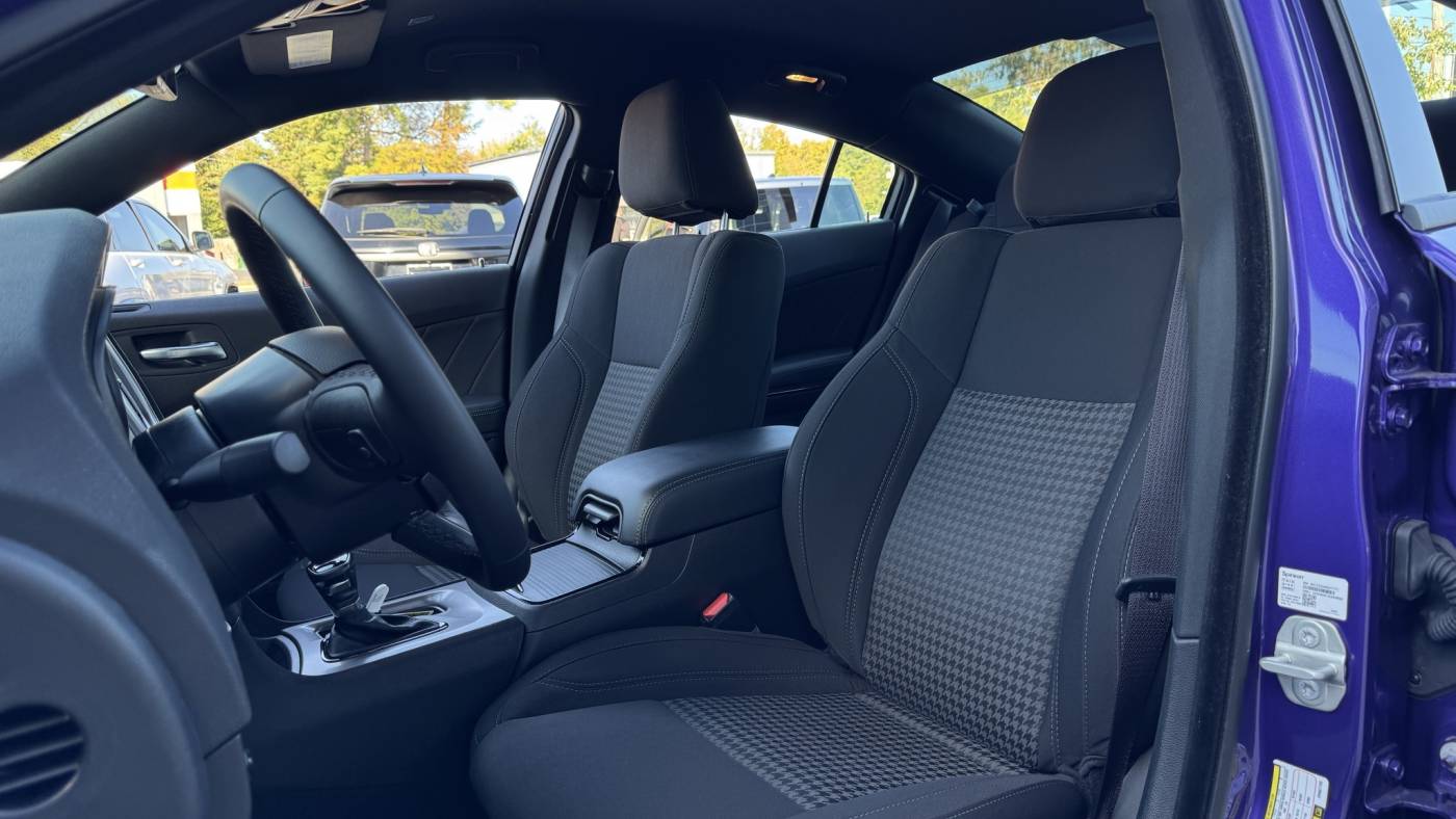 2023 dodge charger sxt