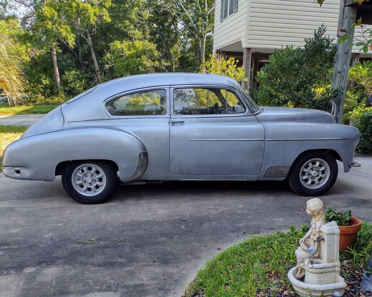 hotrod project -classic 50 chevy -jaguar suspension -built 350 engine -ac -more
