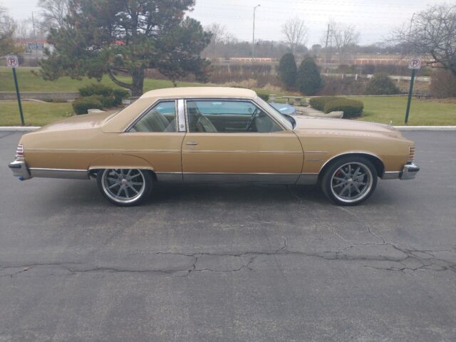 1977 pontiac bonneville coupe brown rwd automatic coupe