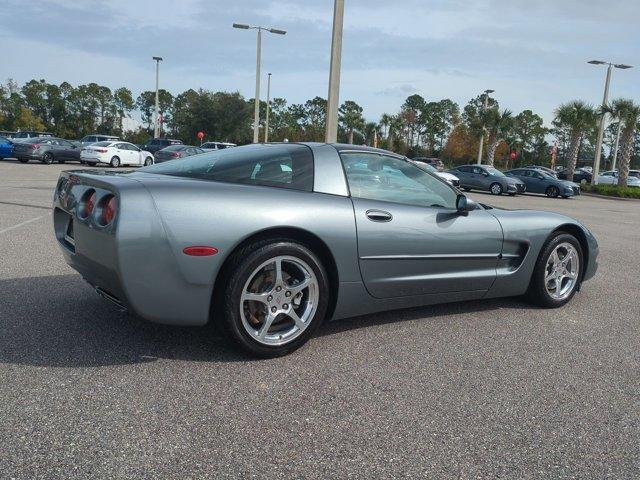 2004 chevrolet corvette base