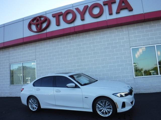 2023 bmw 330e base