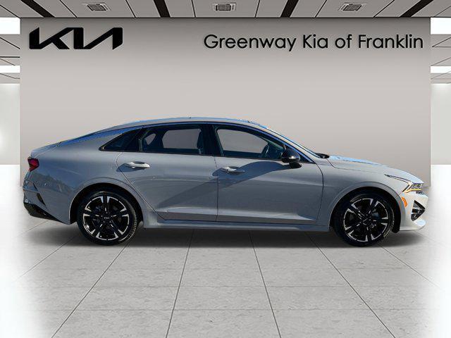2022 kia k5 gt-line