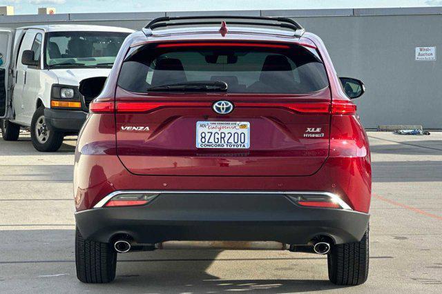2021 toyota venza xle