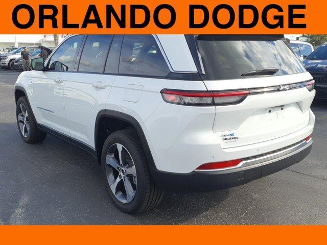 2023 jeep grand cherokee 4xe base
