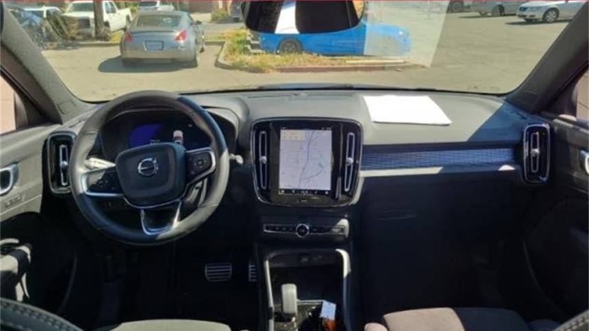 2022 volvo xc40 recharge