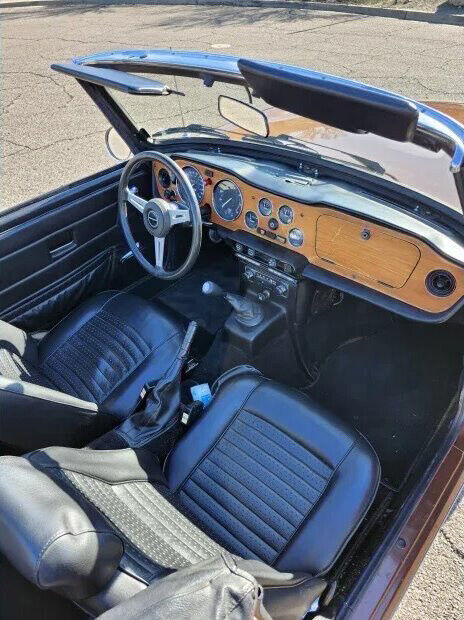 1976 triumph tr6 manual rwd convertible