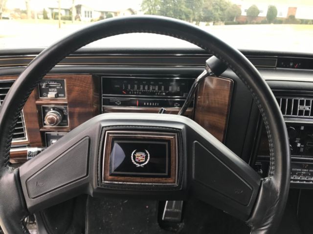 cadillac brougham d'elegance 42k original miles, 5.0l v8, a/c, black on black
