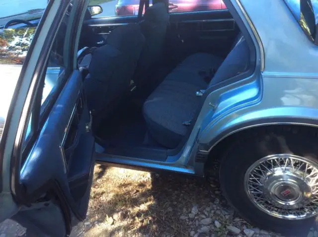 oldsmobile 88 1990 royale 4 door fwd. one owner only 75k