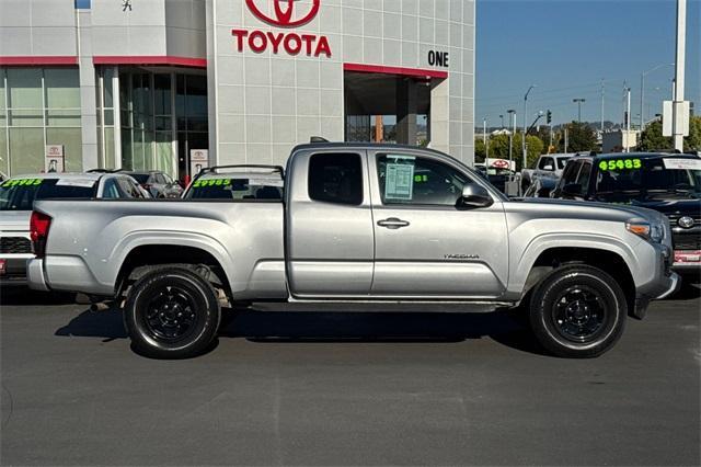 2023 toyota tacoma sr