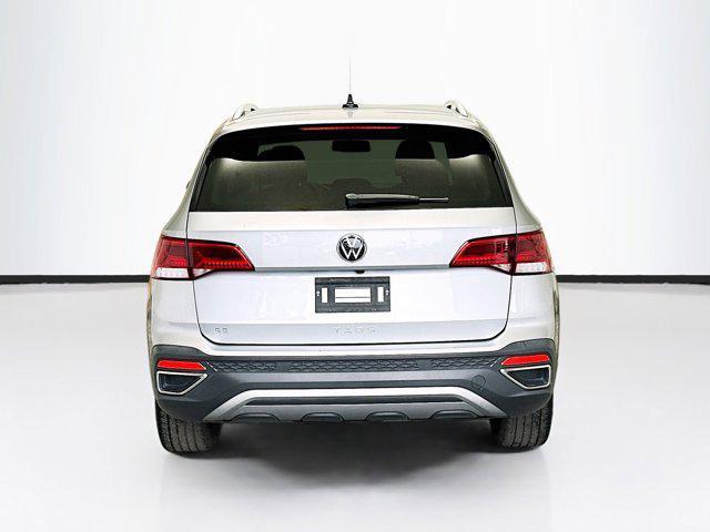 2022 volkswagen taos 1.5t se
