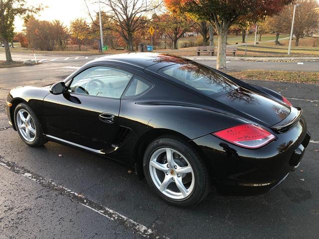 2010 porsche cayman base (m6)