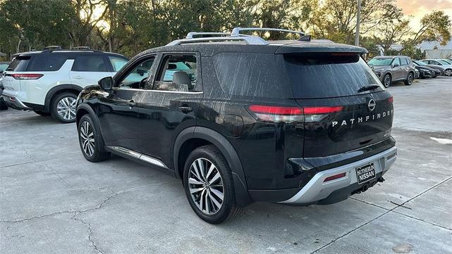 2022 nissan pathfinder platinum