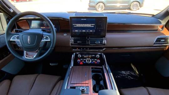 2024 Lincoln Navigator