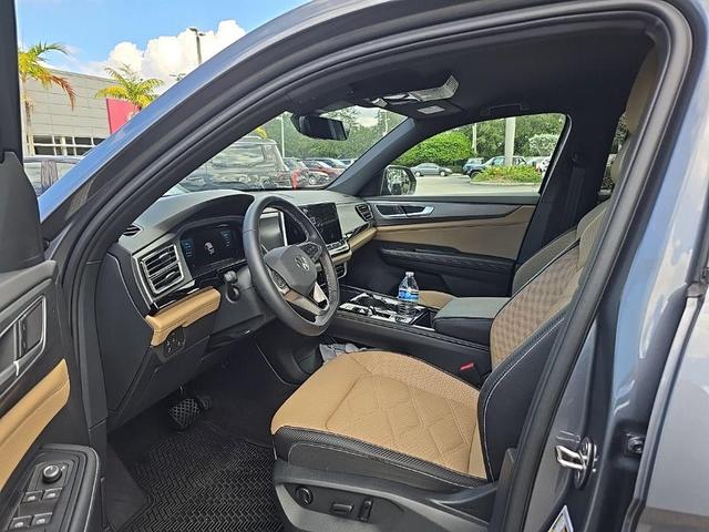 2024 volkswagen atlas cross sport 2.0t se w/technology