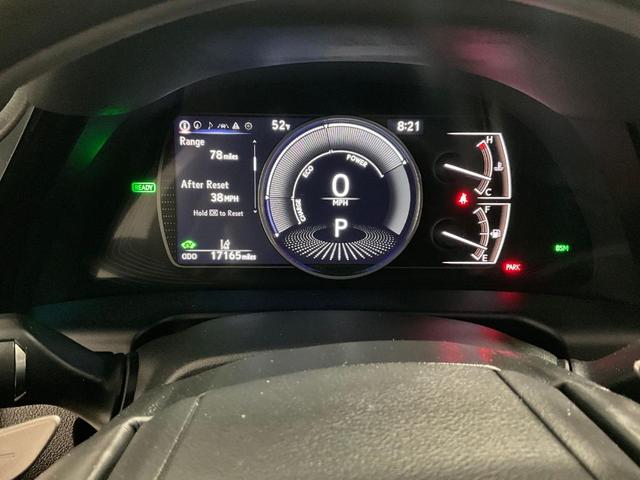 2022 lexus es 300h luxury