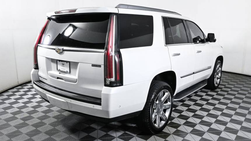 2017 cadillac escalade luxury
