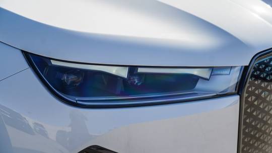 2025 BMW iX