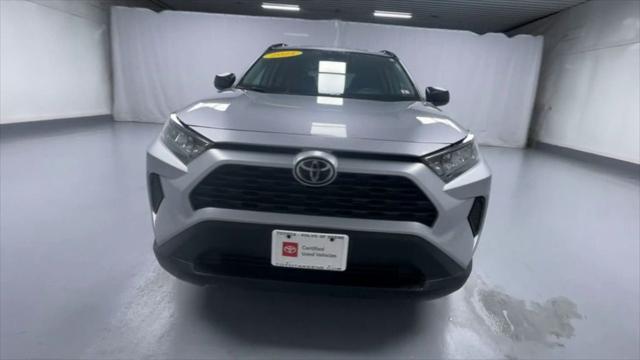 2021 toyota rav4 le