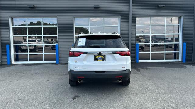 2022 chevrolet traverse rs