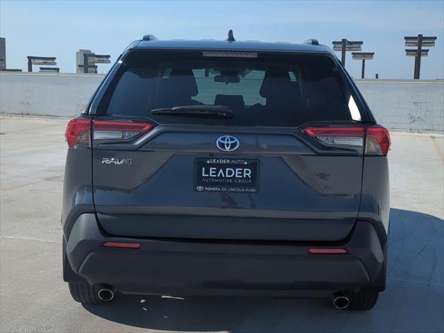 2021 toyota rav4 hybrid le
