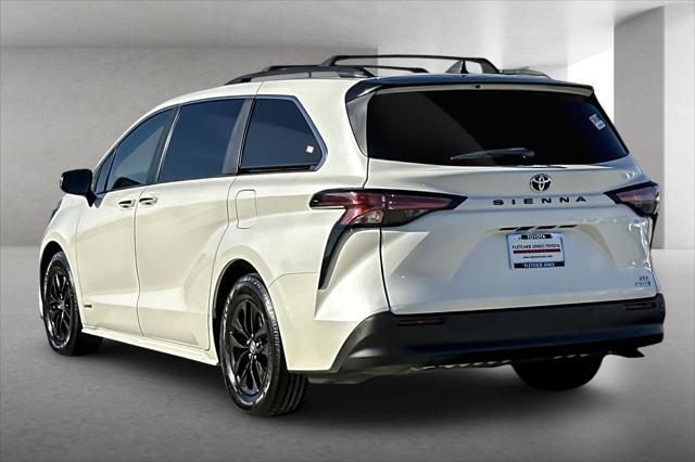 2021 toyota sienna xle 8 passenger