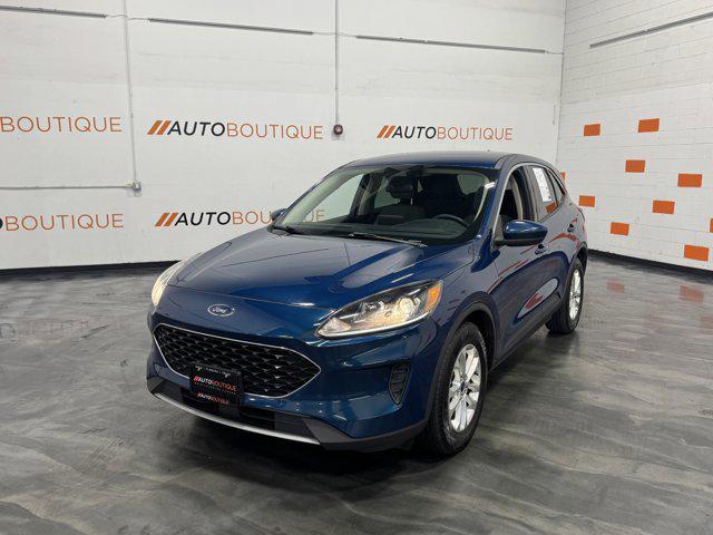 2020 ford escape se