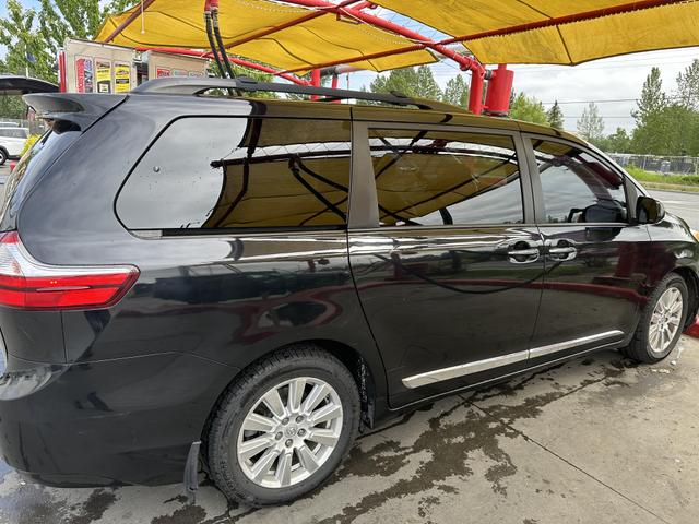 2017 toyota sienna xle premium