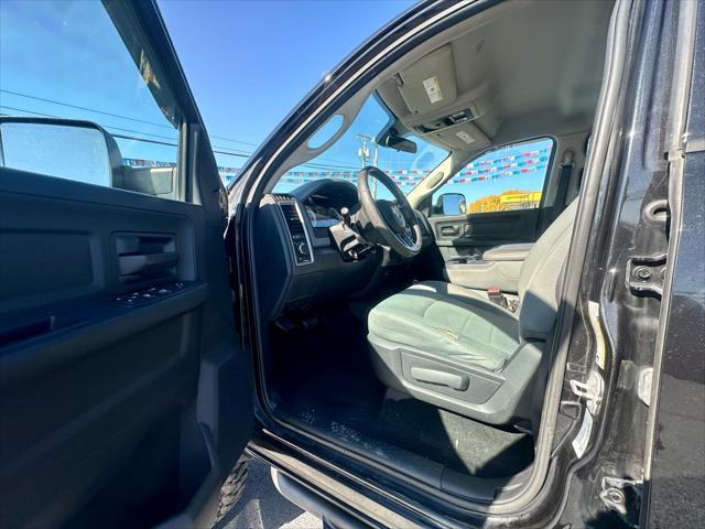2017 ram 2500 tradesman crew cab 4x4 6'4' box
