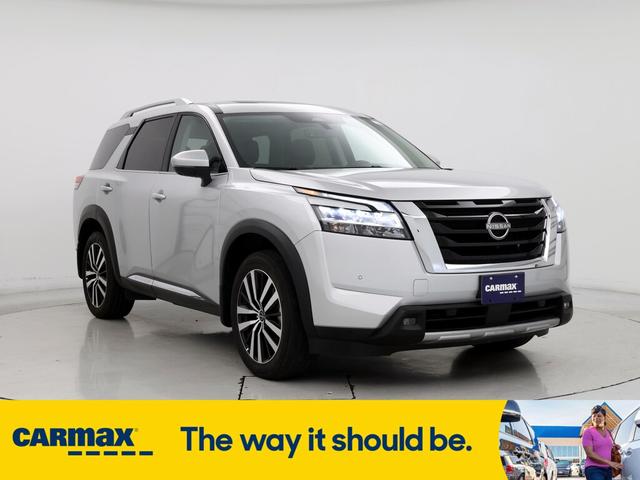2023 nissan pathfinder platinum