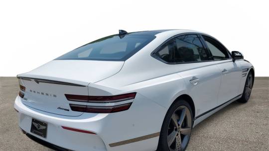 2024 Genesis G80