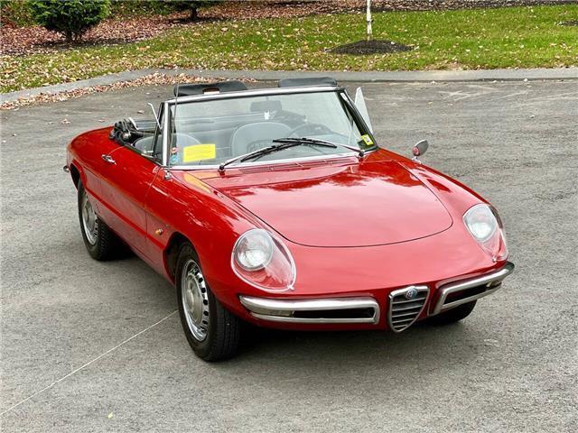 1967 alfa romeo duetto boat-tail spider