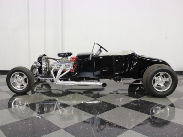 1927 ford model t roadster 228 miles black roadster 383 stroker v8 3 speed autom