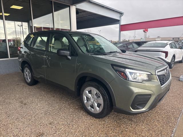 2019 subaru forester base