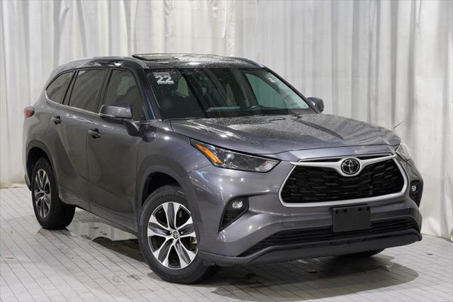 2022 toyota highlander xle