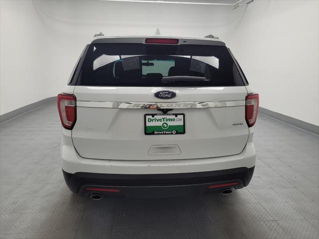 2016 ford explorer base