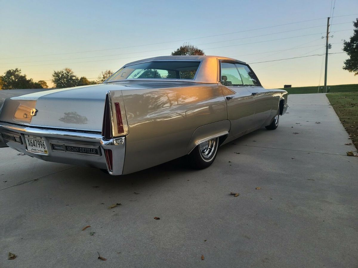 1970 cadillac sedan deville. awesome car