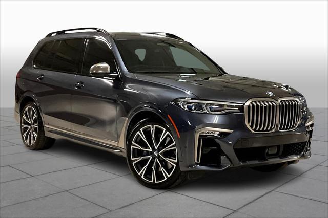 2022 bmw x7 m50i