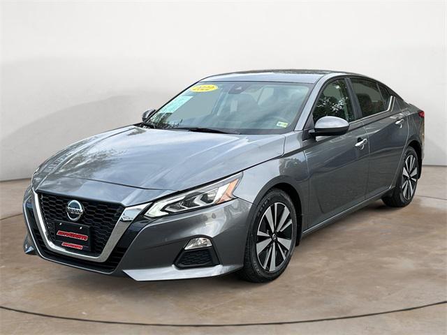 2022 nissan altima 2.5 sv