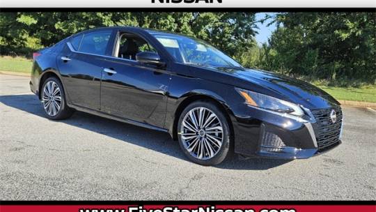 2025 Nissan Altima