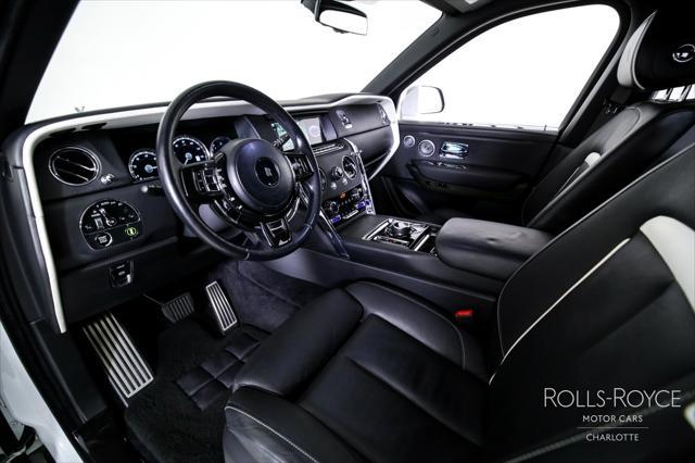 2020 rolls-royce cullinan suv