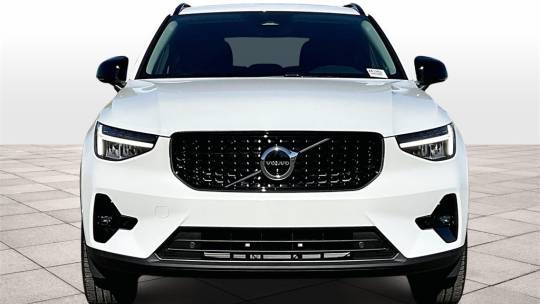 2024 Volvo XC40