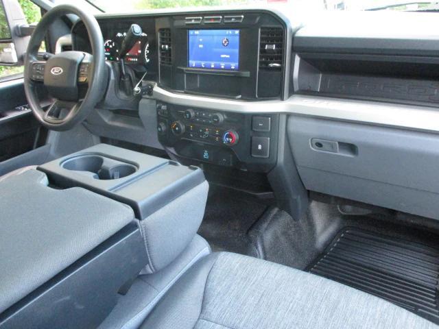 2023 ford f-350 xl