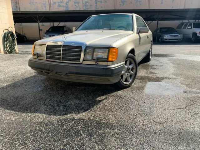 1990 mercedes-benz 300-series 300ce - no reserve