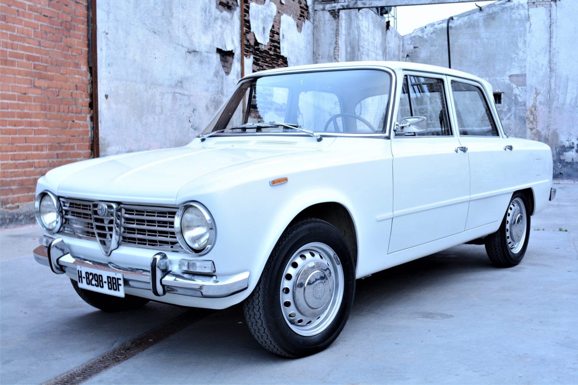 1966 alfa romeo giulia 1300ti