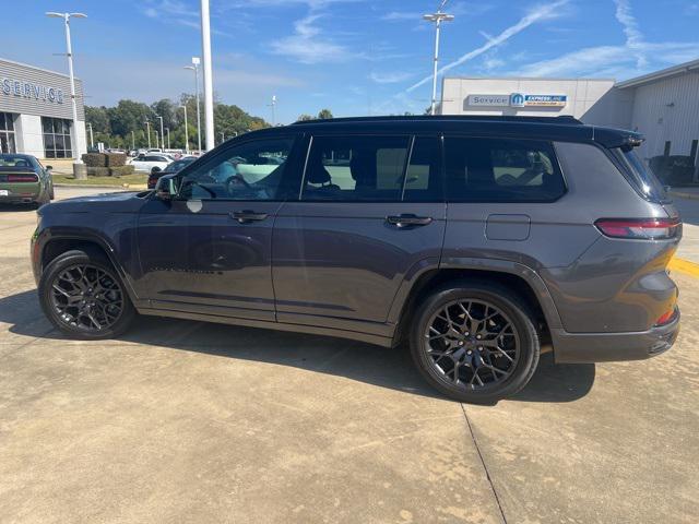 2023 jeep grand cherokee l summit